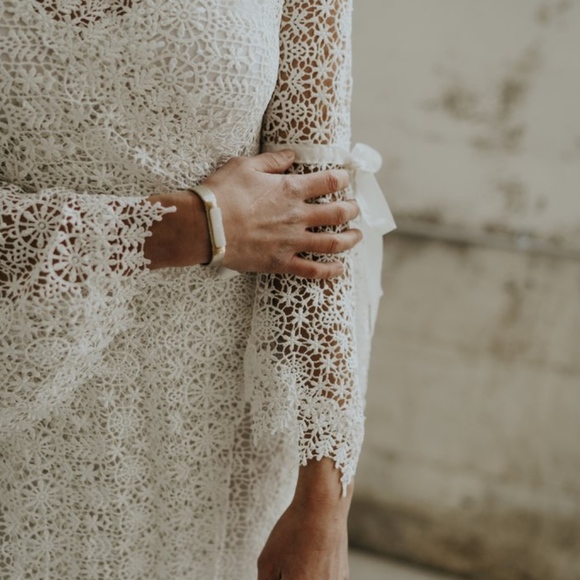 50% OFF- Ivory Lace Wrap Aspen True Dress - Picture 3 of 3